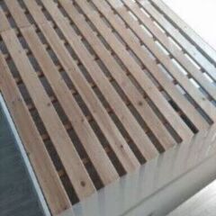 BLACK FRIDAY セール！札幌市近郊の方限定！送料無料！セミダブルすのこベッドの画像