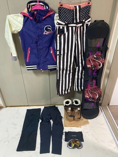 【期間限定値下げ】美品レディーススノボ一式10点セット!!定価総額10万円超‼︎