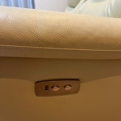 ヤマダオリジナル 電動リクライニングソファの画像