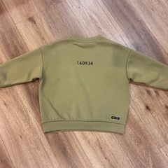 子供服　トレーナー　120㎝の画像