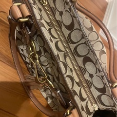 良品⭐︎COACHショルダーバッグ 総柄キャンパスの画像