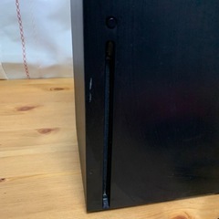 Xbox Series X (1TB SSD) 本体＋純正コントローラーです。の画像