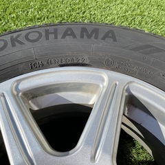 スタッドレスタイヤの画像