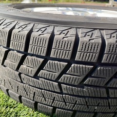 スタッドレスタイヤの画像