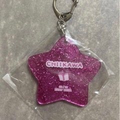 ちいかわ ラメアクリルキーホルダー 古本屋 カニちゃんの画像