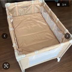 ベビーベッドの画像