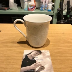 WEDGWOOD ストロベリー&ヴァイン（バイン） マグカップ 箱付きの画像