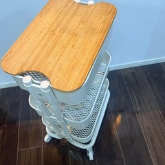 イケアワゴン　ふた付き　小さいサイズの画像