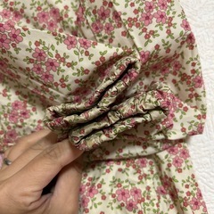 ★子供服★110 ウィンドブレーカー　女の子　花柄　アウターの画像