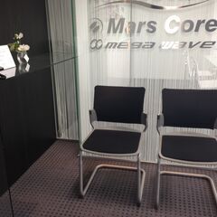 【未経験歓迎｜月23〜28万円】“今から”ITキャリアを掴むインフラエンジニア募集｜大手案件で学べる・資格取得支援つき｜安定して働ける技術職を手に入れませんか？／20代〜30代が活躍中！の画像