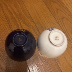 香蘭社 湯呑みまとめ売り ネイビーブルー 白8点セット 有田焼 コウランシャの画像