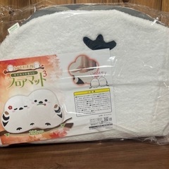 新品未開封‼️ シマエナガ フロアマットの画像
