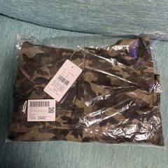 カモフラ柄ジップアップショートパーカー　の画像