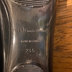 アースアンドミュージックのレインパンプスの画像