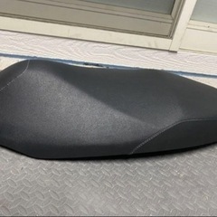 シグナスグリファス新車外しシートの画像