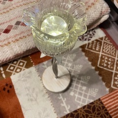 サリュ　花形ライトの画像