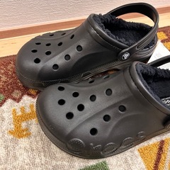 新品　Crocs クロックス　ボア　サンダル　24cm　6M/8Wの画像