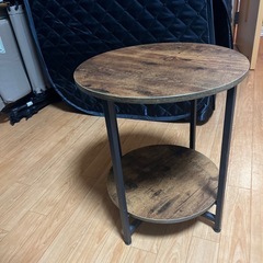 サイドテーブルの画像