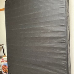 Single mattressの画像