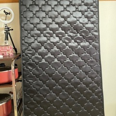 Single mattressの画像