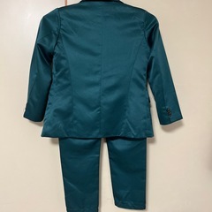 キッズスーツ
の画像