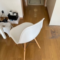 デスクと椅子(11/21、22お引き取りに来られる方！)の画像