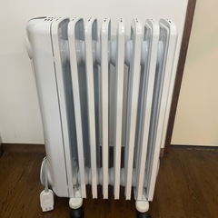 デロンギオイルヒーターJRE0812の画像
