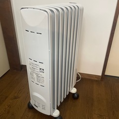 デロンギオイルヒーターJRE0812の画像