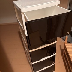 収納ボックスの画像