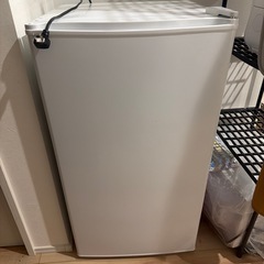 冷凍庫　60L 3段の画像