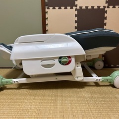 カトージ スイングハイロー ベビーチェア 西松屋 バウンサーの画像