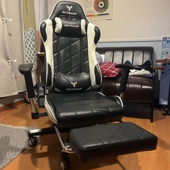 GXTRACE / ゲーミングチェアの画像