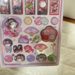 ボンボンドロップシールの画像