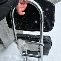 折りたたみ椅子の画像