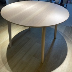 ダイニングテーブル(ラウンドテーブル)の画像