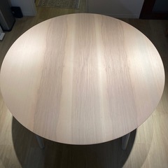 ダイニングテーブル(ラウンドテーブル)の画像