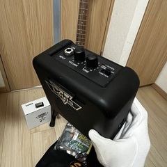 【美品】Squier by Fender エレキギター初心者14点セット ミニアンプ付き／ストラト★すぐ始められるフルセット！の画像