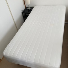 無印良品　脚付マットレス
の画像