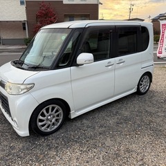 岐阜県 平成23年 ダイハツ タントカスタム ,カーナビ,スマートキー,ETC,電動スライドドア,走行126,500-車検R8年06月23日の画像