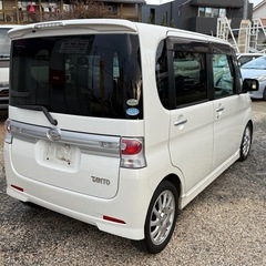 岐阜県 平成23年 ダイハツ タントカスタム ,カーナビ,スマートキー,ETC,電動スライドドア,走行126,500-車検R8年06月23日の画像