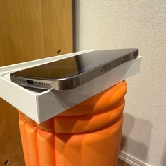 iPhone16 Pro 512GBナチュラルチタニウム　箱・付属品付きの画像