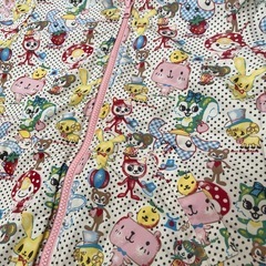 EIMY ダウン　キャラクター柄フード付きジャケット　リバーシブルの画像