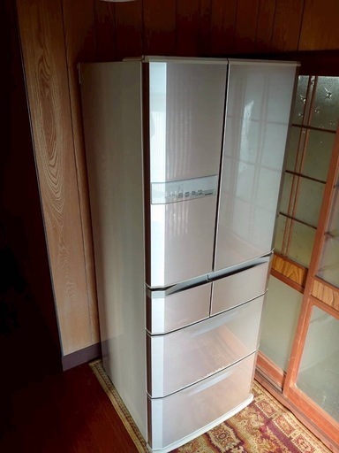 三菱ノンフロン冷凍冷蔵庫 MR-E55R-F1形 545L（運搬できる方のみ対応）