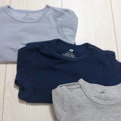 H&M リブ　ボディスーツ　ロンパース　肌着　セットの画像