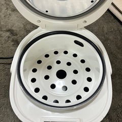 炊飯器の画像