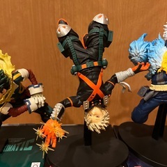 ヒーローアカデミアフィギア3体の画像