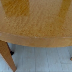 【26日に引き取ってくださる方限定で募集しています】
大塚家具ダイニングテーブルの画像