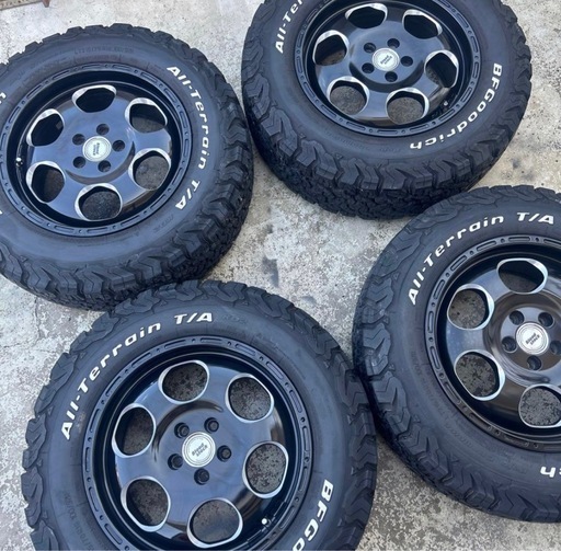 16インチ  エルフォード　pcd100　4本　タイヤグッドリッチ