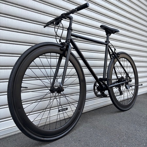 【8万で購入】クロスバイク 黒 700C 美品 高級シマノ社製変速付き ロード ピスト　マウンテン BMX ビーチクルーザー お洒落 自転車【早い者勝ち】