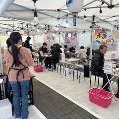 オープニングスタッフ募集　牡蠣小屋のホール、レジ、スタッフ／未経験歓迎！楽しく働けます！勤務時間によりまかないや手当も イオンモールでのお買い物特典有の画像